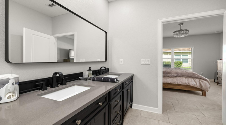 DAVENPORT, Florida 33896, 2 Bedrooms Bedrooms, ,2 BathroomsBathrooms,Residential,For Sale,BLACKWOLF RUN,0,MFRO6374118