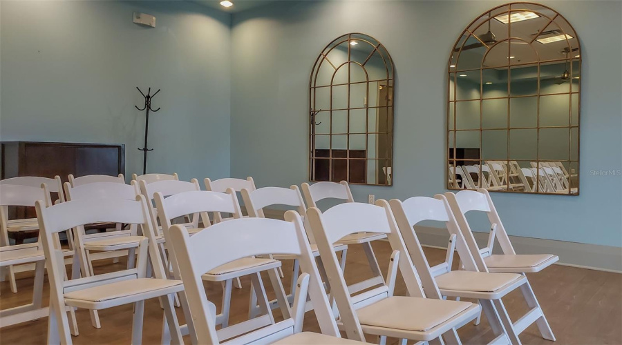 DAVENPORT, Florida 33896, 2 Bedrooms Bedrooms, ,2 BathroomsBathrooms,Residential,For Sale,BLACKWOLF RUN,0,MFRO6374118