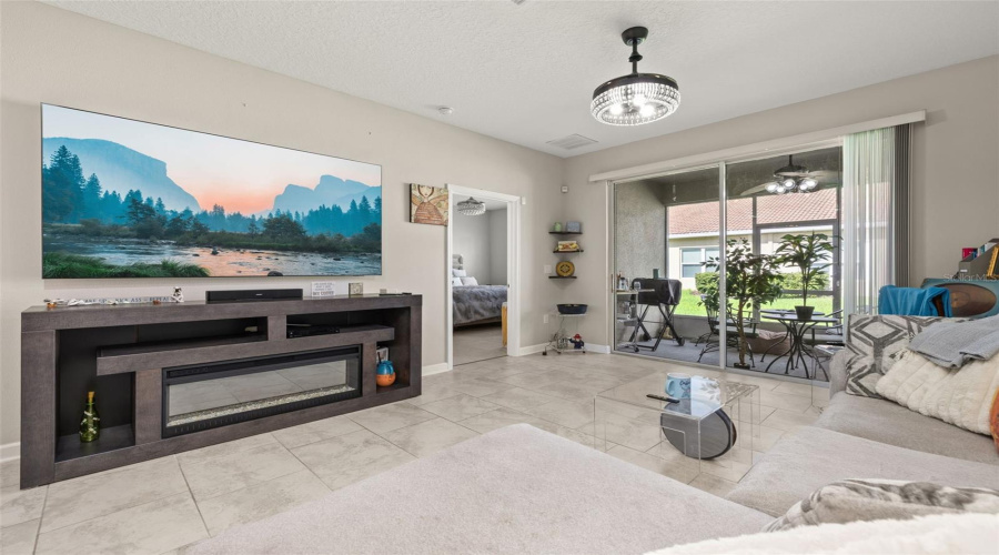 DAVENPORT, Florida 33896, 2 Bedrooms Bedrooms, ,2 BathroomsBathrooms,Residential,For Sale,BLACKWOLF RUN,0,MFRO6374118