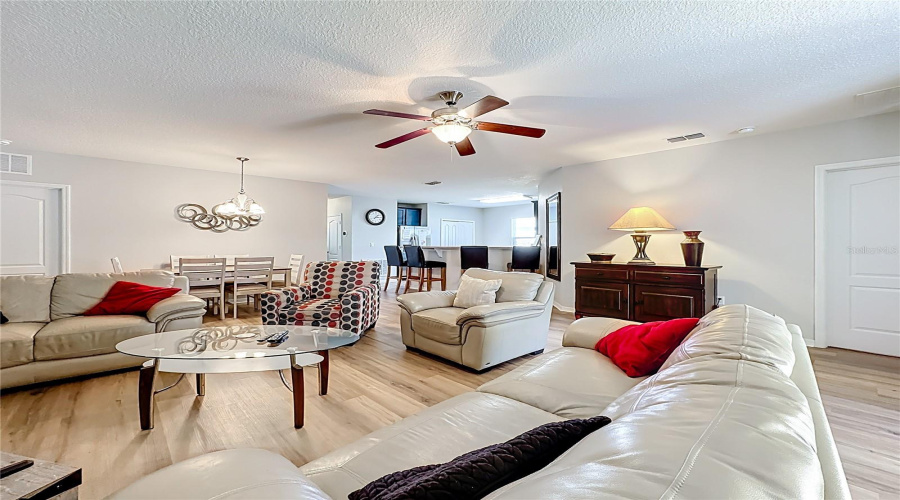 KISSIMMEE, Florida 34747, 5 Bedrooms Bedrooms, ,4 BathroomsBathrooms,Residential,For Sale,STROMBOLI,0,MFRO6374785