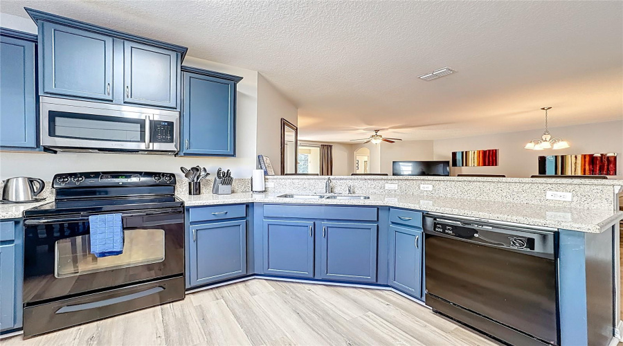 KISSIMMEE, Florida 34747, 5 Bedrooms Bedrooms, ,4 BathroomsBathrooms,Residential,For Sale,STROMBOLI,0,MFRO6374785