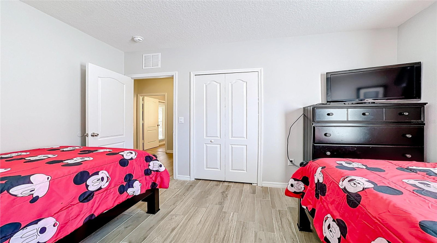 KISSIMMEE, Florida 34747, 5 Bedrooms Bedrooms, ,4 BathroomsBathrooms,Residential,For Sale,STROMBOLI,0,MFRO6374785