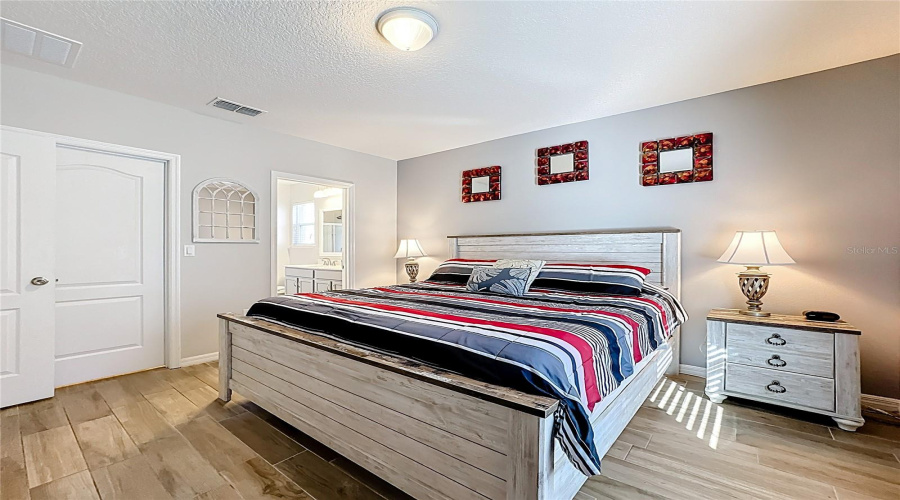 KISSIMMEE, Florida 34747, 5 Bedrooms Bedrooms, ,4 BathroomsBathrooms,Residential,For Sale,STROMBOLI,0,MFRO6374785