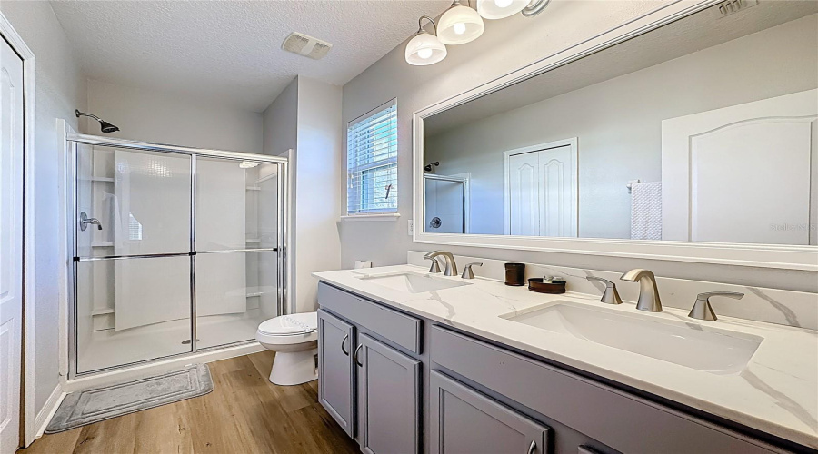 KISSIMMEE, Florida 34747, 5 Bedrooms Bedrooms, ,4 BathroomsBathrooms,Residential,For Sale,STROMBOLI,0,MFRO6374785