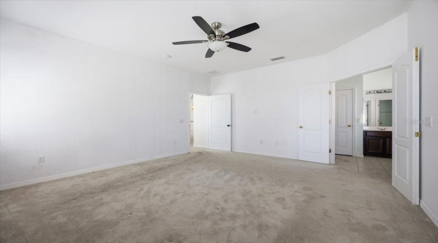 KISSIMMEE, Florida 34746, 4 Bedrooms Bedrooms, ,2 BathroomsBathrooms,Residential,For Sale,MARSHFIELD PRESERVE,0,MFRTB8466412