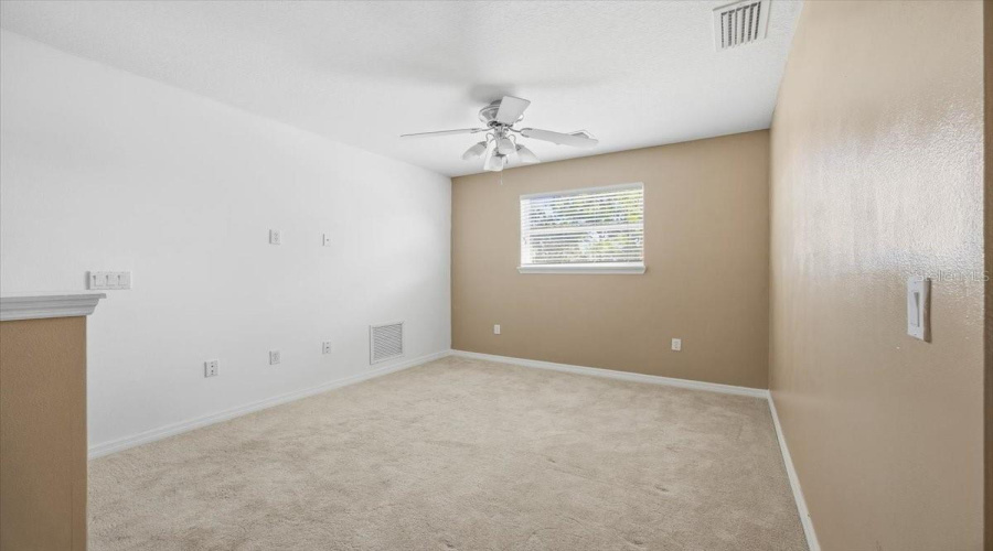 KISSIMMEE, Florida 34746, 4 Bedrooms Bedrooms, ,2 BathroomsBathrooms,Residential,For Sale,MARSHFIELD PRESERVE,0,MFRTB8466412