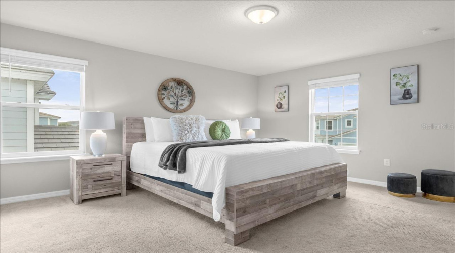 DAVENPORT, Florida 33837, 6 Bedrooms Bedrooms, ,4 BathroomsBathrooms,Residential,For Sale,OAKMOSS,0,MFRO6368275