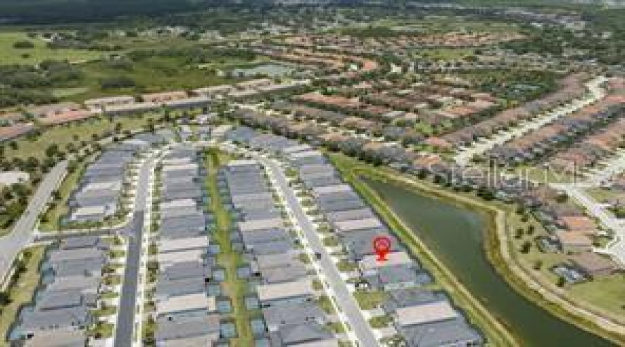 DAVENPORT, Florida 33837, 6 Bedrooms Bedrooms, ,4 BathroomsBathrooms,Residential,For Sale,OAKMOSS,0,MFRO6368275