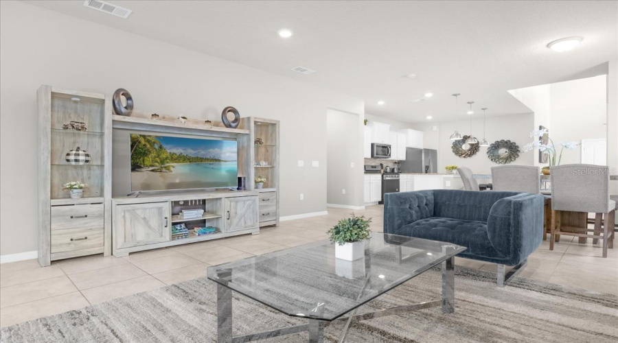 DAVENPORT, Florida 33837, 6 Bedrooms Bedrooms, ,4 BathroomsBathrooms,Residential,For Sale,OAKMOSS,0,MFRO6368275