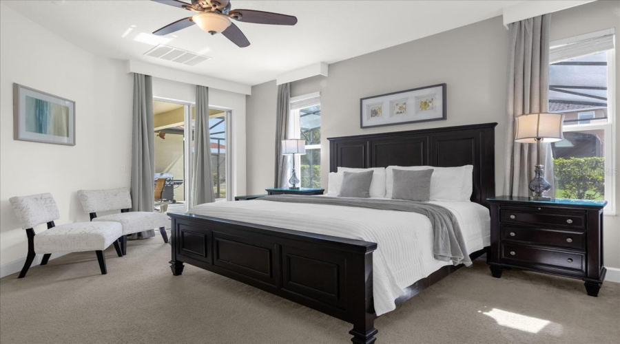 DAVENPORT, Florida 33837, 6 Bedrooms Bedrooms, ,4 BathroomsBathrooms,Residential,For Sale,OAKMOSS,0,MFRO6368275