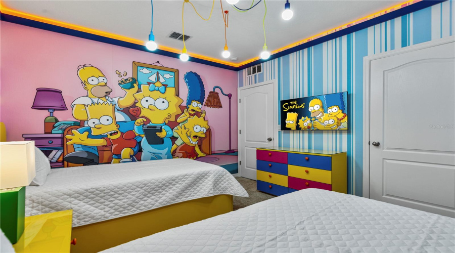 DAVENPORT, Florida 33837, 6 Bedrooms Bedrooms, ,5 BathroomsBathrooms,Residential,For Sale,OAKMOSS,0,MFRO6327785