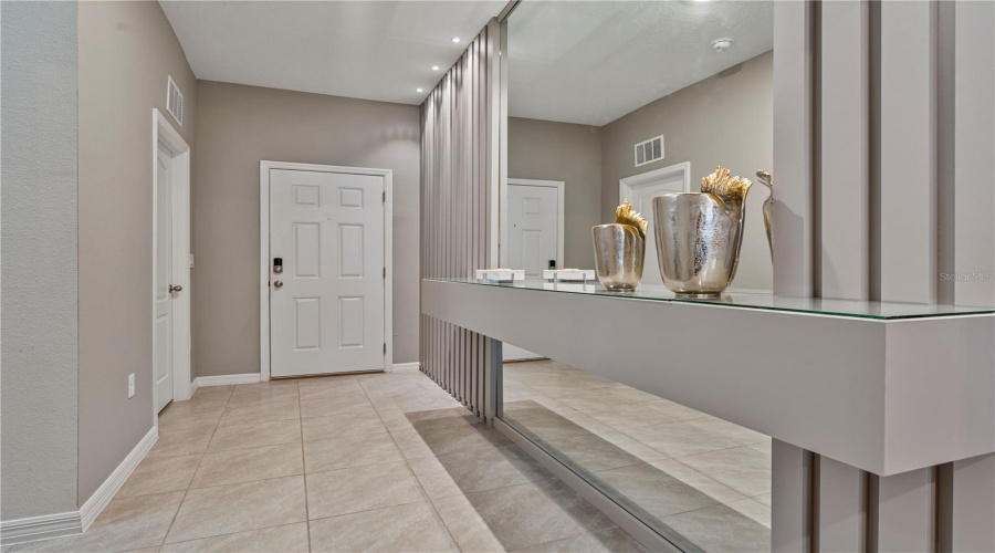 DAVENPORT, Florida 33837, 6 Bedrooms Bedrooms, ,5 BathroomsBathrooms,Residential,For Sale,OAKMOSS,0,MFRO6327785