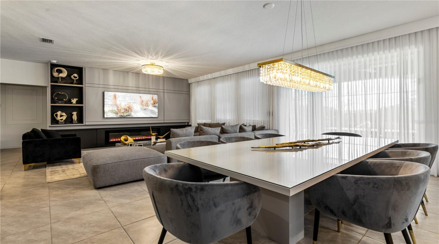 DAVENPORT, Florida 33837, 6 Bedrooms Bedrooms, ,5 BathroomsBathrooms,Residential,For Sale,OAKMOSS,0,MFRO6327785