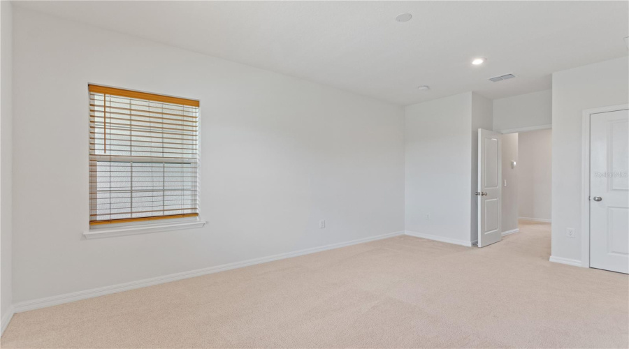 KISSIMMEE, Florida 34746, 6 Bedrooms Bedrooms, ,4 BathroomsBathrooms,Residential,For Sale,BEACON,0,MFRO6342981