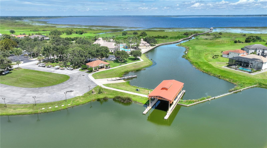 KISSIMMEE, Florida 34746, 6 Bedrooms Bedrooms, ,4 BathroomsBathrooms,Residential,For Sale,BEACON,0,MFRO6342981