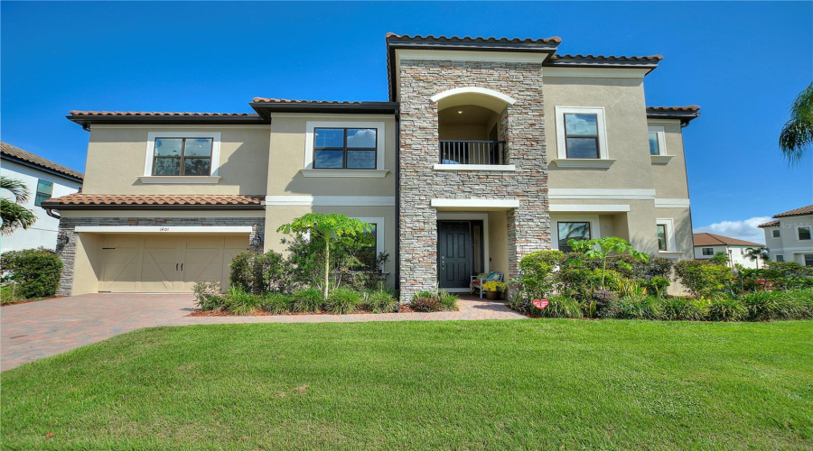 KISSIMMEE, Florida 34746, 6 Bedrooms Bedrooms, ,4 BathroomsBathrooms,Residential,For Sale,BEACON,0,MFRO6342981