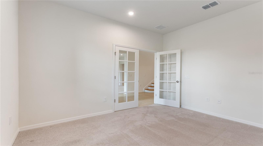 KISSIMMEE, Florida 34746, 6 Bedrooms Bedrooms, ,4 BathroomsBathrooms,Residential,For Sale,BEACON,0,MFRO6342981