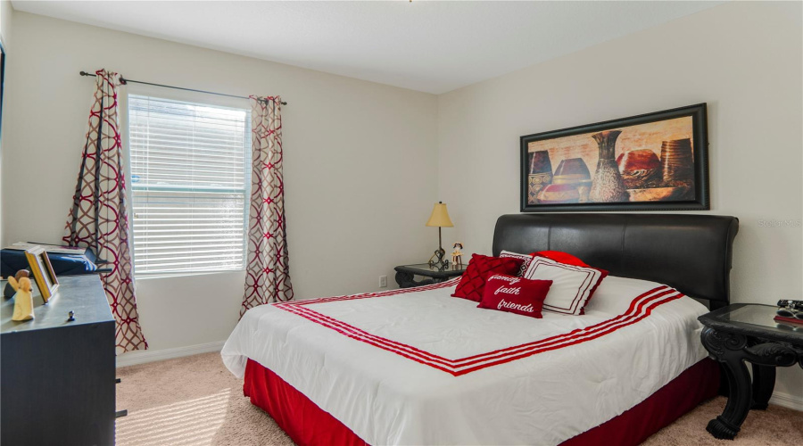 DAVENPORT, Florida 33837, 4 Bedrooms Bedrooms, ,2 BathroomsBathrooms,Residential,For Sale,NOVA,0,MFRO6374707