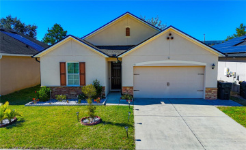 DAVENPORT, Florida 33837, 4 Bedrooms Bedrooms, ,2 BathroomsBathrooms,Residential,For Sale,NOVA,0,MFRO6374707