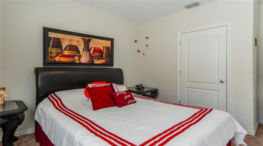 DAVENPORT, Florida 33837, 4 Bedrooms Bedrooms, ,2 BathroomsBathrooms,Residential,For Sale,NOVA,0,MFRO6374707