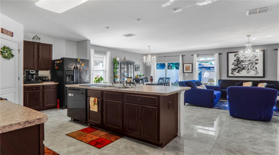 DAVENPORT, Florida 33837, 4 Bedrooms Bedrooms, ,2 BathroomsBathrooms,Residential,For Sale,NOVA,0,MFRO6374707