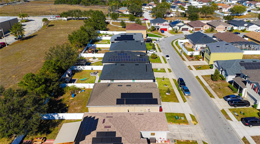 DAVENPORT, Florida 33837, 4 Bedrooms Bedrooms, ,2 BathroomsBathrooms,Residential,For Sale,NOVA,0,MFRO6374707