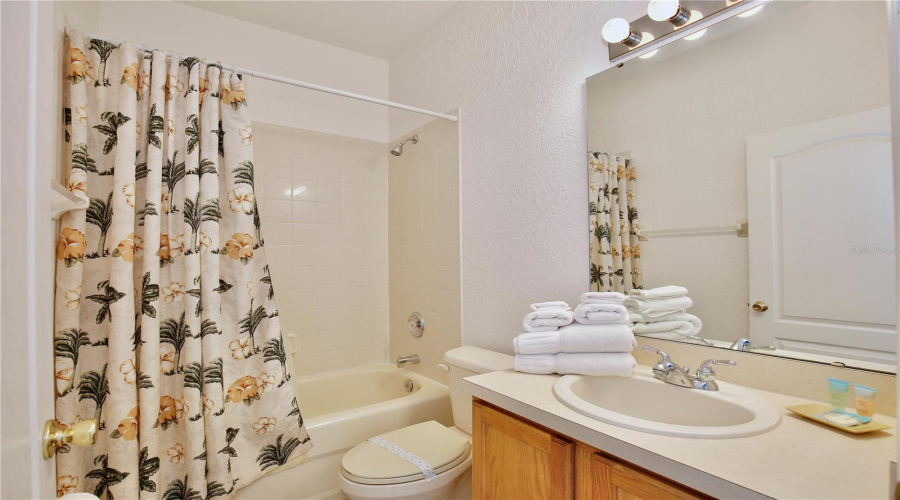 DAVENPORT, Florida 33897, 4 Bedrooms Bedrooms, ,3 BathroomsBathrooms,Residential,For Sale,BIRKDALE,0,MFRO6375192