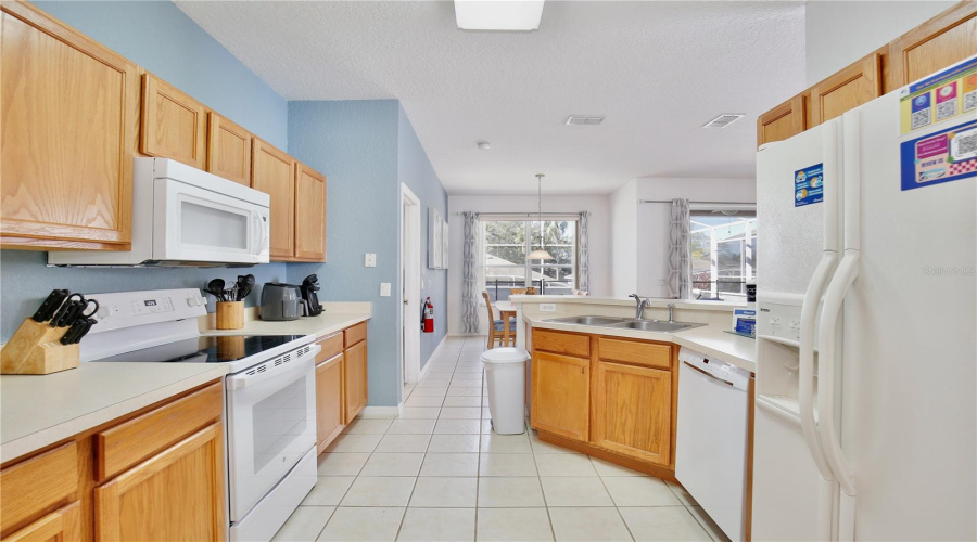 DAVENPORT, Florida 33897, 4 Bedrooms Bedrooms, ,3 BathroomsBathrooms,Residential,For Sale,BIRKDALE,0,MFRO6375192