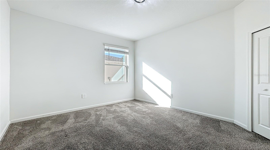 KISSIMMEE, Florida 34746, 4 Bedrooms Bedrooms, ,2 BathroomsBathrooms,Residential,For Sale,PEBBLES THROW,0,MFRO6375548