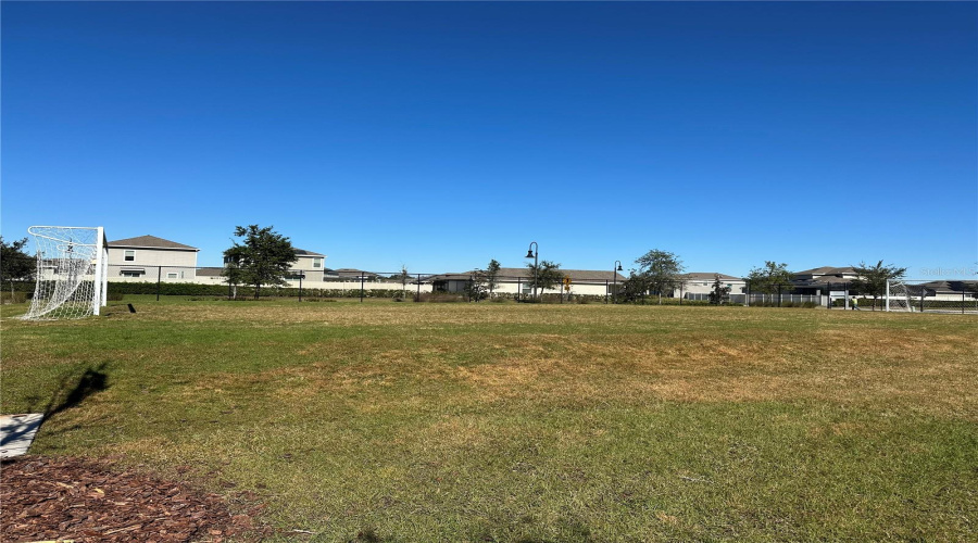 KISSIMMEE, Florida 34746, 4 Bedrooms Bedrooms, ,2 BathroomsBathrooms,Residential,For Sale,PEBBLES THROW,0,MFRO6375548