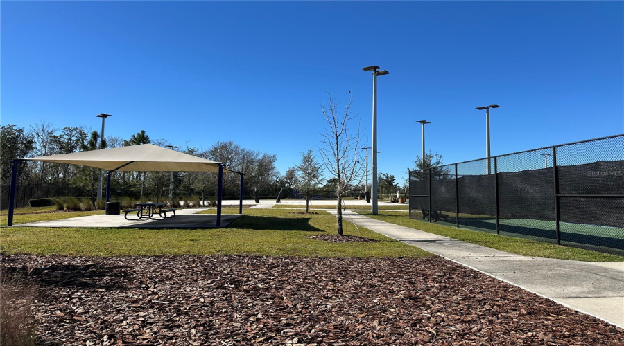 KISSIMMEE, Florida 34746, 4 Bedrooms Bedrooms, ,2 BathroomsBathrooms,Residential,For Sale,PEBBLES THROW,0,MFRO6375548