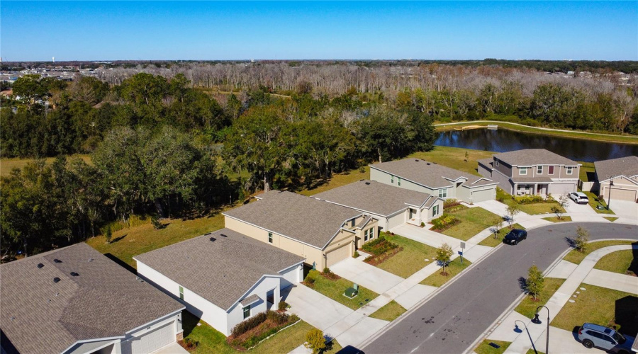 KISSIMMEE, Florida 34746, 4 Bedrooms Bedrooms, ,2 BathroomsBathrooms,Residential,For Sale,PEBBLES THROW,0,MFRO6375548