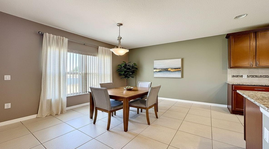 Dining room - virtually staged