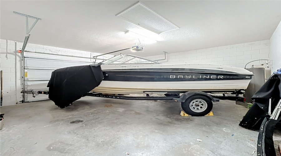Bonus, boat comes with the home!!