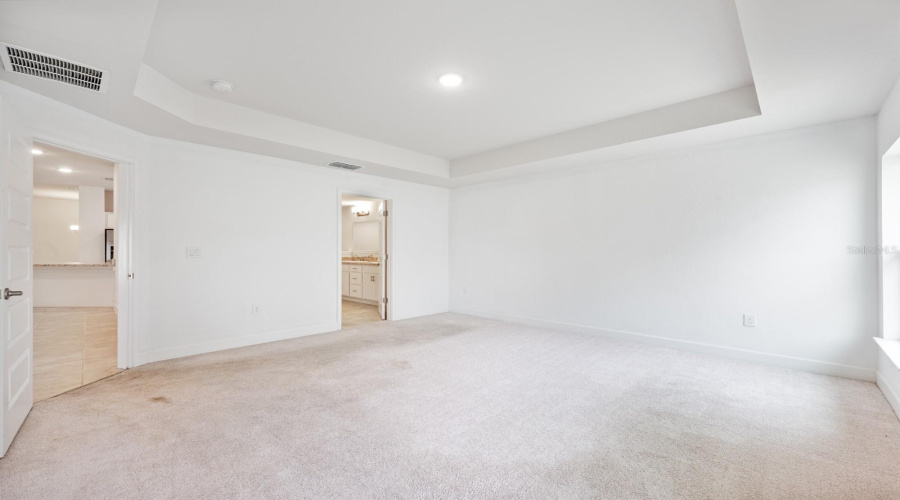 DAVENPORT, Florida 33837, 4 Bedrooms Bedrooms, ,3 BathroomsBathrooms,Residential,For Sale,BERRY,0,MFRO6375255