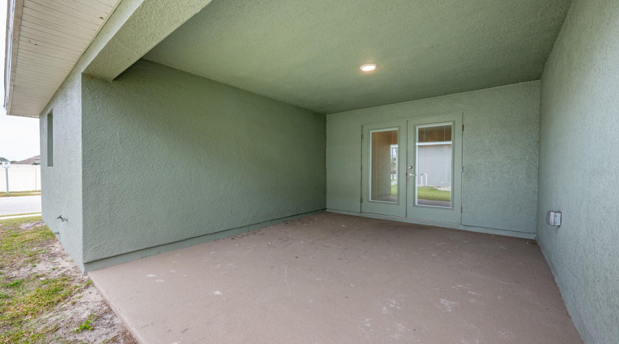 DAVENPORT, Florida 33837, 4 Bedrooms Bedrooms, ,3 BathroomsBathrooms,Residential,For Sale,BERRY,0,MFRO6375255