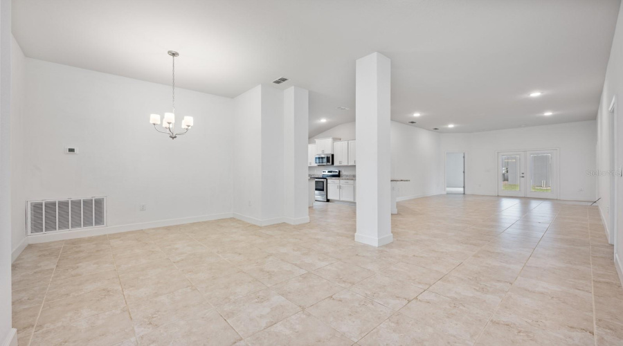 DAVENPORT, Florida 33837, 4 Bedrooms Bedrooms, ,3 BathroomsBathrooms,Residential,For Sale,BERRY,0,MFRO6375255