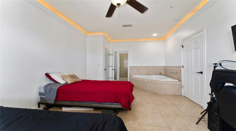 Primary bedroom 1, first floor