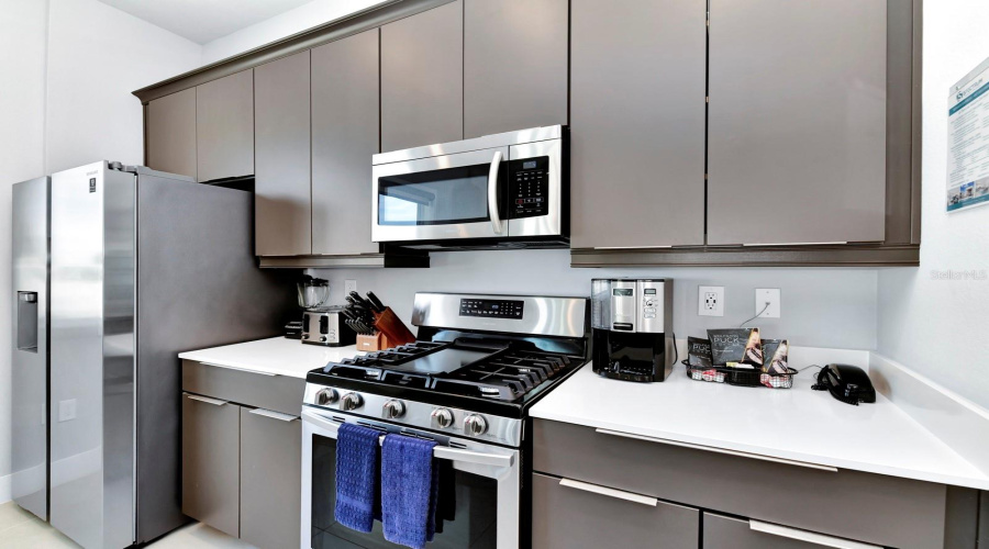 REUNION, Florida 34747, 3 Bedrooms Bedrooms, ,2 BathroomsBathrooms,Residential,For Sale,SANDY RIDGE,0,MFRO6375069