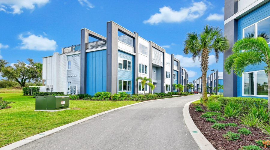 REUNION, Florida 34747, 3 Bedrooms Bedrooms, ,2 BathroomsBathrooms,Residential,For Sale,SANDY RIDGE,0,MFRO6375069