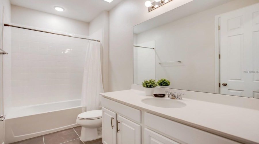 KISSIMMEE, Florida 34747, 9 Bedrooms Bedrooms, ,6 BathroomsBathrooms,Residential,For Sale,CARIBBEAN VIEW,0,MFRS5128302