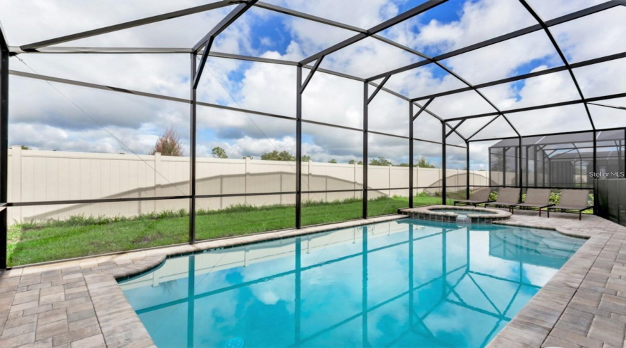 KISSIMMEE, Florida 34747, 9 Bedrooms Bedrooms, ,6 BathroomsBathrooms,Residential,For Sale,CARIBBEAN VIEW,0,MFRS5128302