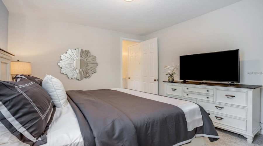 KISSIMMEE, Florida 34747, 9 Bedrooms Bedrooms, ,6 BathroomsBathrooms,Residential,For Sale,CARIBBEAN VIEW,0,MFRS5128302