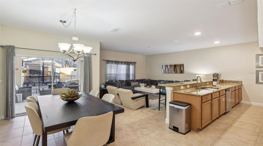 KISSIMMEE, Florida 34747, 4 Bedrooms Bedrooms, ,3 BathroomsBathrooms,Residential,For Sale,SUGAR PALM,0,MFRS5142216