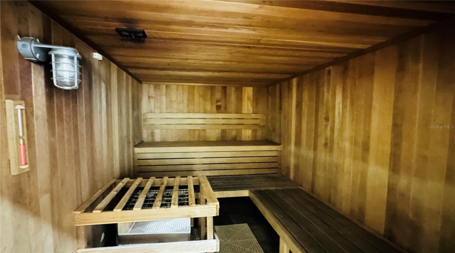 KISSIMMEE, Florida 34746, 7 Bedrooms Bedrooms, ,4 BathroomsBathrooms,Residential,For Sale,GOLDEN BEACH,0,MFRO6375657