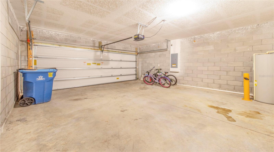 DAVENPORT, Florida 33837, 3 Bedrooms Bedrooms, ,2 BathroomsBathrooms,Residential,For Sale,FIDDLEWOOD,0,MFRP4937573