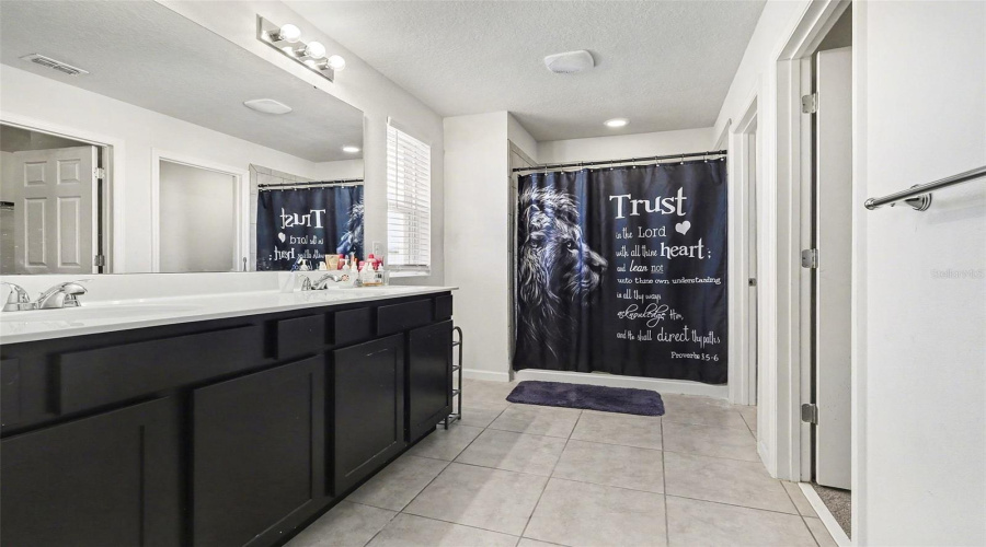 DAVENPORT, Florida 33837, 4 Bedrooms Bedrooms, ,2 BathroomsBathrooms,Residential,For Sale,BUCHANNAN,0,MFRP4937602