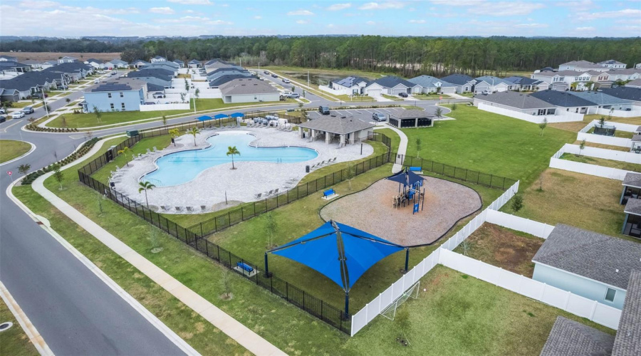 DAVENPORT, Florida 33837, 3 Bedrooms Bedrooms, ,2 BathroomsBathrooms,Residential,For Sale,LILY,0,MFRO6374949