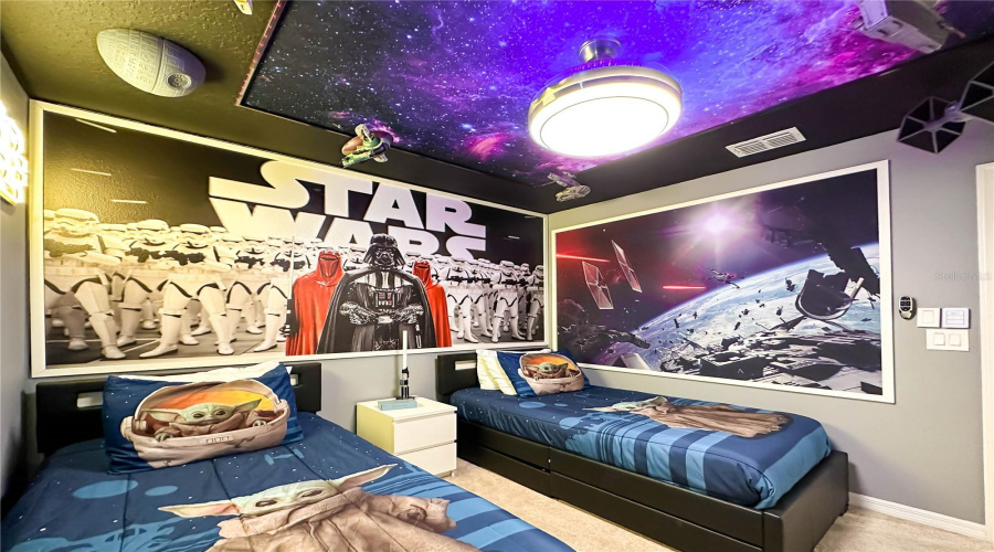 DAVENPORT, Florida 33897, 5 Bedrooms Bedrooms, ,4 BathroomsBathrooms,Residential,For Sale,LANA AVENUE,0,MFRO6328021