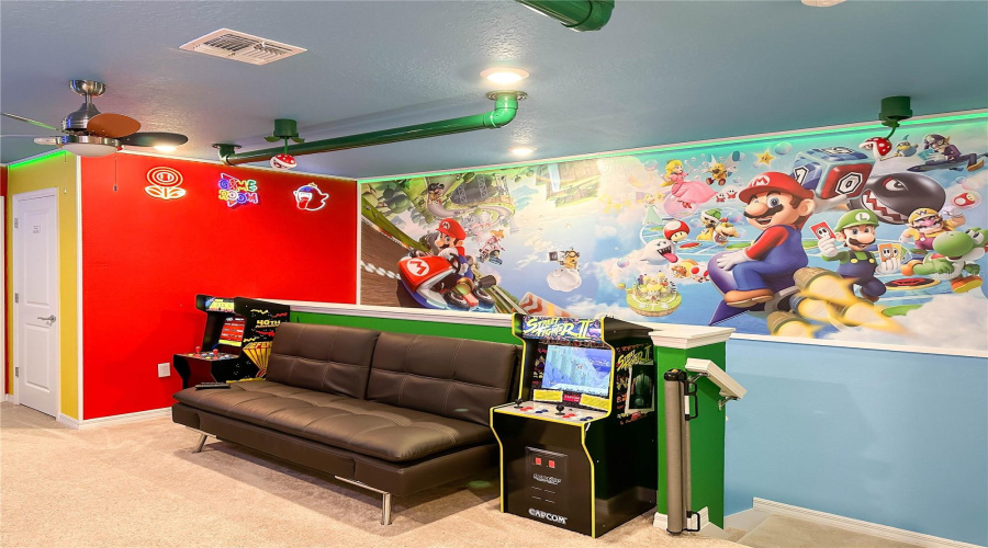 DAVENPORT, Florida 33897, 5 Bedrooms Bedrooms, ,4 BathroomsBathrooms,Residential,For Sale,LANA AVENUE,0,MFRO6328021